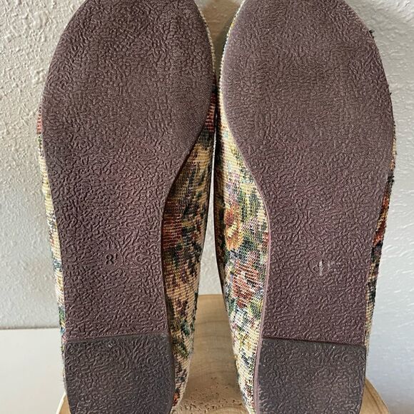 Celebrity Pink Slip On Flats Size 8.5 EUC - Picture 5 of 6